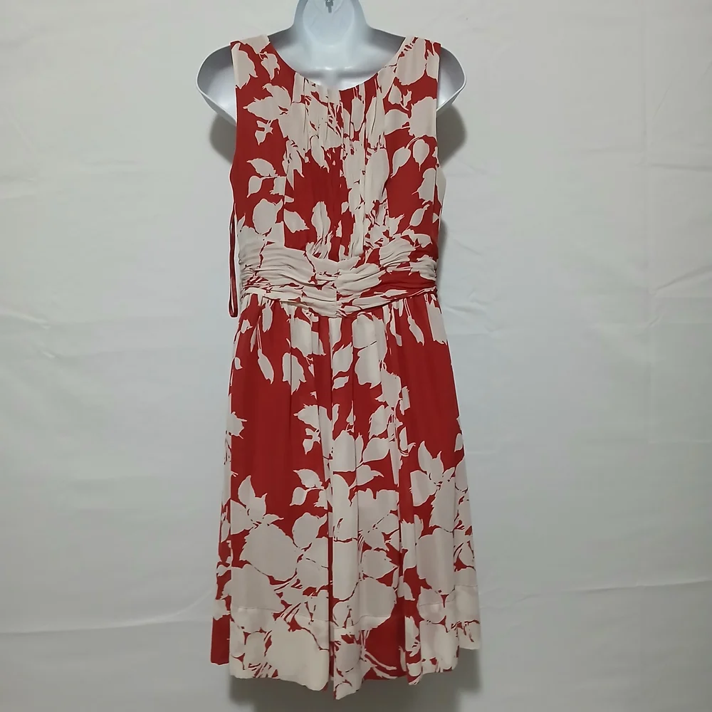 Talbots Brown Cream Dress Sleeveless Elegant Floral Pleats Empire‎ Waist Party